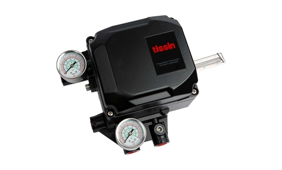 De Chinese Druk die van Chuan Yi Control Valve With Tissin TS600L E-P Positioner And Fisher 67CFR Klep verminderen