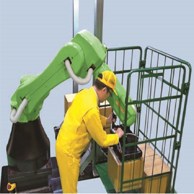 Fanuc Cr-4iA 6 Wapen van de As het Chinese Robot met Onrobot 2 Vingertang en Materiële Behandelingsplatform