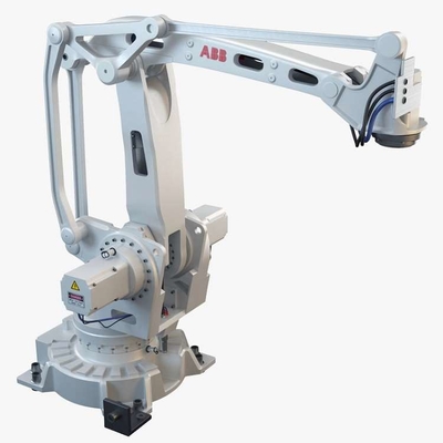 Robotarm 4 As ABB IRB 460-110/2.4 met CNGBS Robotarm Gripper voor geautomatiseerde palletiserende robot