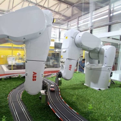 Mini-robotarm 6 as ABB IRB 1200 met CNGBS-robotgripper voor het hanteren van robotautomatisering