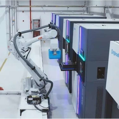 Pick And Place Robotarm 6 Axis ABB IRB 4600-40/2.55 met CNGBS Robot Gripper voor het hanteren van robot
