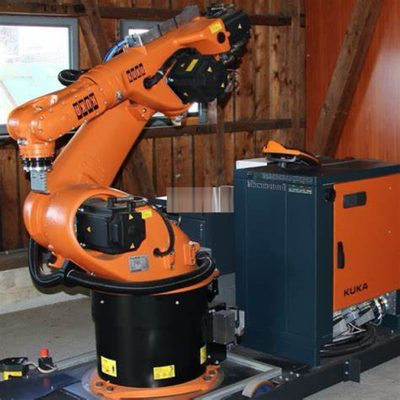 KUKA KR 360 R2830 Robotarm nuttige lading 360kg met CNGBS assemblagelijn voor motor assemblage als pick and place machine