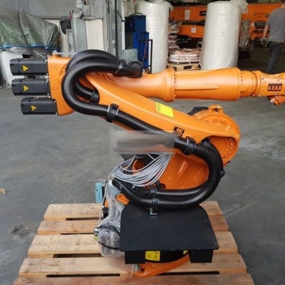 Kuka Handling Robotic Arm 6 Axis KR 16 R1610 Met CNGBS Robot Gripper Als Industriële Robot