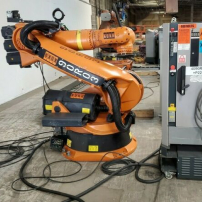 Kuka Robotic Arm 6 Axis KR 360 R2830 met CNGBS Robot Gripper voor geautomatiseerde pick and place robot