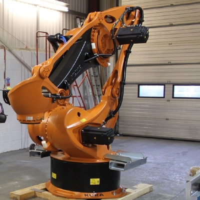 KUKA Robot KR 120 R3200 PA met 120 kg nuttige lading en 3195 mm bereik van palletiserende robot voor palletisering