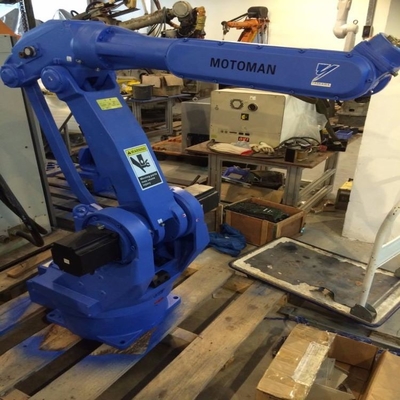 Handhaving Robotic Arm 6 Axis Yaskawa GP50 met CNGBS Customized Robot Gripper voor Universal Robot