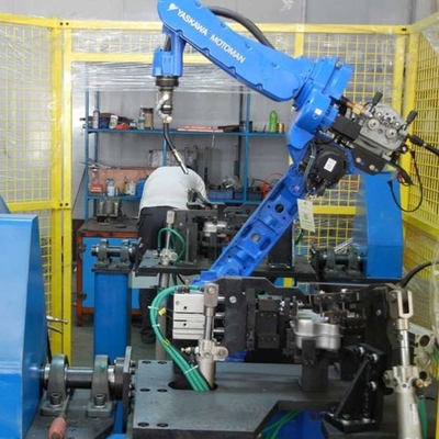 Yaskawa GP225 Handling Robotic Arm 6 Axis Met CNGBS Robot Guide Rail Voor Product Picking Robot