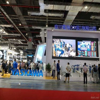Yaskawa GP225 Handling Robotic Arm 6 Axis Met CNGBS Robot Guide Rail Voor Product Picking Robot