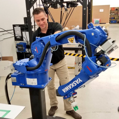 GP12 Industriële Yaskawa Robotarm met 12 kg Nutslading als 6-assige Robotarm voor Pick and Place