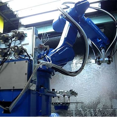 Auto schilderen Robotic Arm 6 Axis Yaskawa MPX1150 Met CNGBS Robot Gripper Voor het schilderen van robotmuur