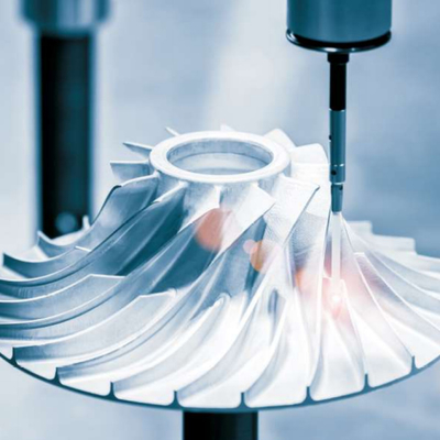 Verticaal bewerkingscentrum VL-serie V1370L gebruikt op verschillende productielocaties als machine-gereedschapsaccessoires