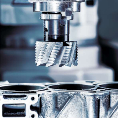 Verticaal bewerkingscentrum VL-serie V1370L gebruikt op verschillende productielocaties als machine-gereedschapsaccessoires