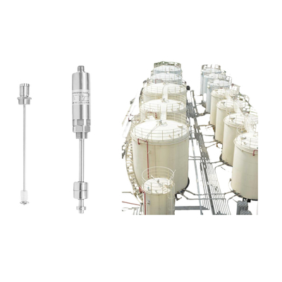 Meting van het niveau van vloeistof in de tank voor olieopslag, uitgerust met FEEJOY FJM-L magnetostrictive level transmitter instrument
