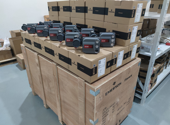 Voorraad Fisher Pneumatic Control Valve Hoogwaardige populaire modellen zoals DVC2000 DVC6200 3582i DIGITAL HART VALVE POSITIONER Met ASCO magnetoventil
