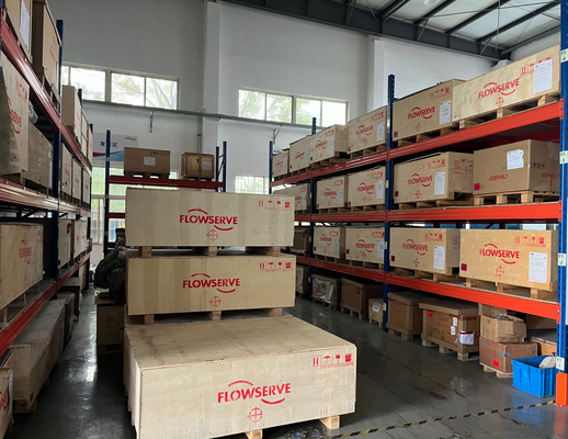 Pneumatische besturingsklep lineair met flowserve LOGIX 520MD DIGITAL HART VALVE POSITIONER en ASCO solenoïde klep in voorraad