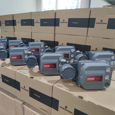Gloednieuwe kooi-geleide drukgecompenseerde enkelzits regelklep Fisher DVC2000 DVC6200 digitale klepcontroller