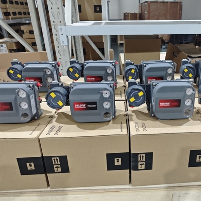 Stock Emerson Fisher FIELDVUE DVC6200 SIS Digital Valve Controller and China Bellows Control Valve Customized