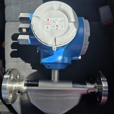 Vloeistoffen Gassen Meten Flowmeter E+H Proline Promass E 300 Endress Hauser Coriolis Mass Flowmeter