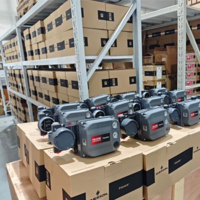 Fisher DVC6200 Pneumatische Klepbesturing Kleppositieregelaar Smart Positieregelaar en Buerkert Type 5404 Magneetventiel