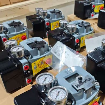 Masoneilan SVI 2  AP Advanced Performance Digital Valve Positioner Pneumatic Smart Positioner and Buerkert 5404 Solenoid Valve