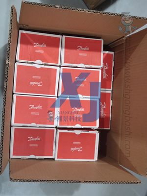 Schneider Foxboro regelklepstandsteller SRD960 SRD991 SRD998 en Asco Danfoss magneetventiel voor precisie debietregeling