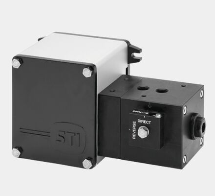 IMI STI SA/CL Analoog positioner voor lineaire actuator met dubbele werking voor petrochemische thermische energiecentrales