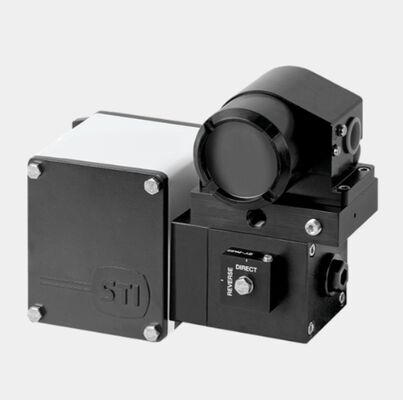 IMI STI SA/CL Analoog positioner voor lineaire actuator met dubbele werking voor petrochemische thermische energiecentrales