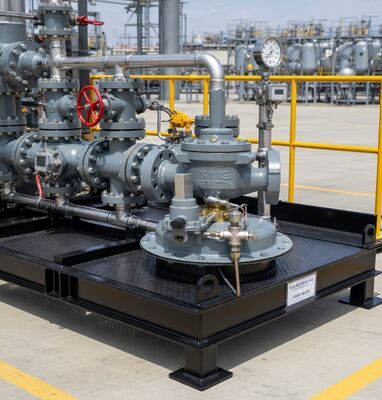 Skid Mounted With Fisher Types 1098-EGR and 1098H-EGR Pressure Reducing Regulators and 63EG-98HM Regulator with Stock