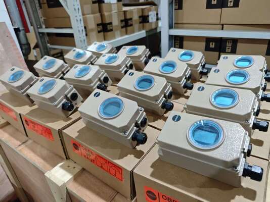 Samson Pneumatic Smart Positioner 3730-31001 met Vleugelklep en Asco-Solenoïdeklep