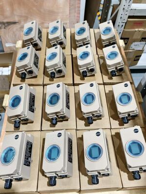 Samson Pneumatic Smart Positioner 3730-31001 met Vleugelklep en Asco-Solenoïdeklep