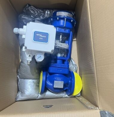 Concurrerende pneumatische regelklep en FISH-ER-regelaar 67CFR en elektropneumatische controller Spiraxsarco regelklepstandsteller EP6SLS1-A