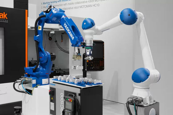 6 de Oogst van assenyaskawa GP12 1.5KVA en het Wapen van de Plaatsrobot
