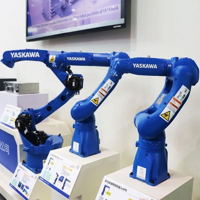 Industriële Robot GP25 met 25KG-Nuttige lading en YRC1000-het Materiaaldelen van As Material Handling van het Robotcontrolemechanisme