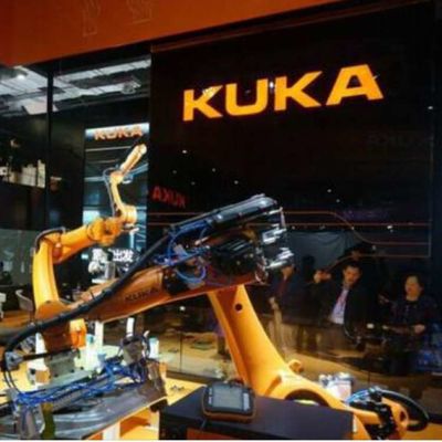 De behandeling van de Robotachtige PA van Wapenkr 470 met 5 Asmanipulator als Industriële Robot