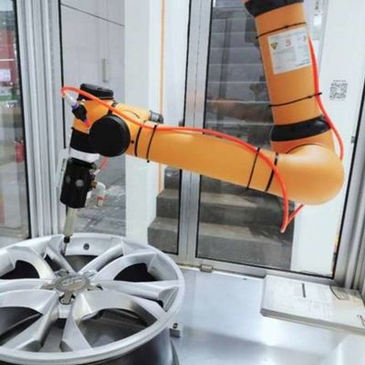 Cobotaubo I16 6 As voor het Laden en het Leegmaken als Samenwerkingsrobot