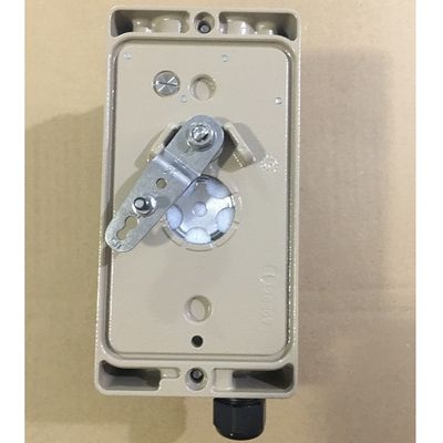 Samson Positioner 3730-0 3730-1 3730-2 3730-3 als Werk van het Klepinstelmechanisme met Controleklep