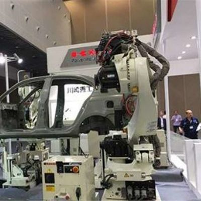 Robotsweisarm 6 As RA020N met CNGBS-sweispositionair als andere lasapparatuur
