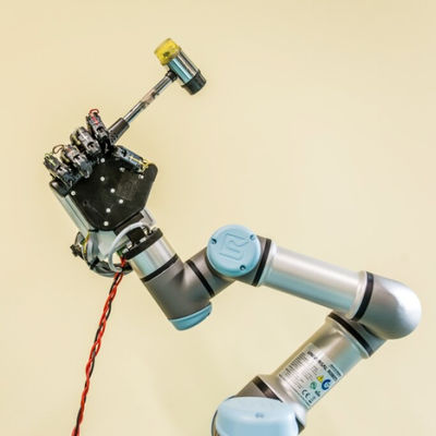Het Wapenoogst van de Cobotur3 plaatst de Industriële Robot en As 6 met Tangoogst en plaatst het Wapen van de Machinerobot