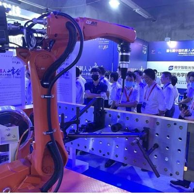 Automatische lasrobot QJR6-1400H met CNGBS-laspositionair voor intelligente lasrobot