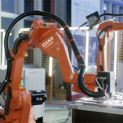 6 Robotica China van het as de Industriële Robotachtige Wapen QJR20-1600 als het Bespuiten van Robot