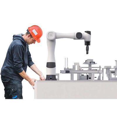 Robotarm 6 As CR5 Cobot Robot 5 kg Nutteload voor geautomatiseerd laden en lossen als Cobot