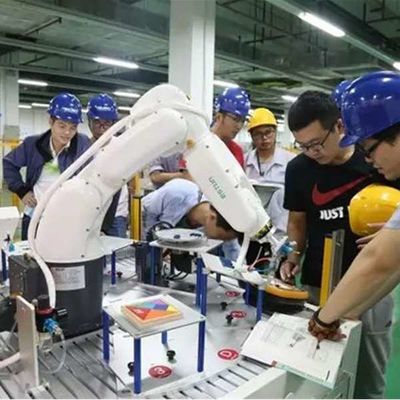 Kleine universele robotarm 6 as China ER6-730-MI met CNGBS-kledingpakket als robot