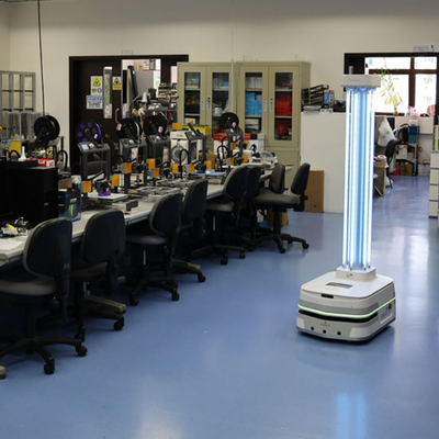 Geek+ AGV Slimme UV de Desinfectierobot van het Robot Uvlicht de Volksgezondheidsbeschermer
